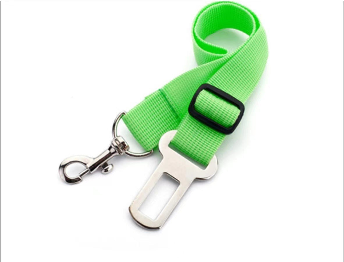 Retractable Dog Car Seat Belt – Safe, Tangle-Free Travel